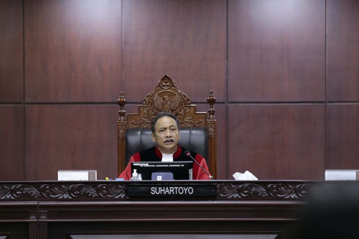 Tok! MK Tolak Seluruh Permohonan Sengketa Pilpres Kubu Ganjar-Mahfud