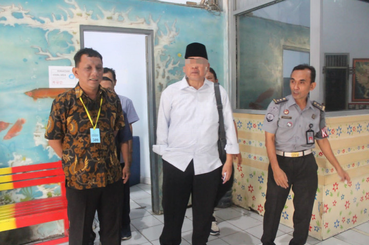 Eks Bupati Malang Rendra Kresna Bebas Bersyarat