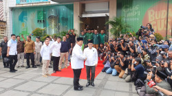 Ketum PKB Muhaimin Iskandar menyambut Presiden Prabowo Subianto/Medcom.id/Fachri
