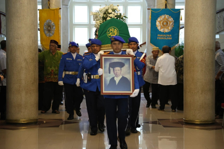 Guru Besar Fakultas Psikologi UGM Prof. Dr. Bimo Walgito Tutup Usia