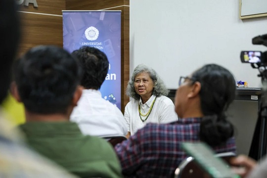 Kisah Widya, Dosen UGM yang Berdayakan Kaum Perempuan di Pulau Terpencil NTT