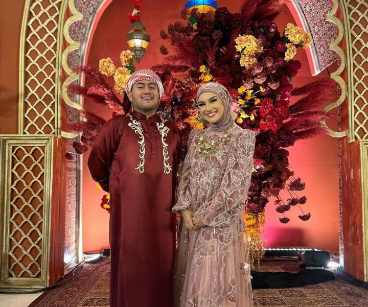 King Nassar Mendadak Dijodohkan dengan Irish Bella