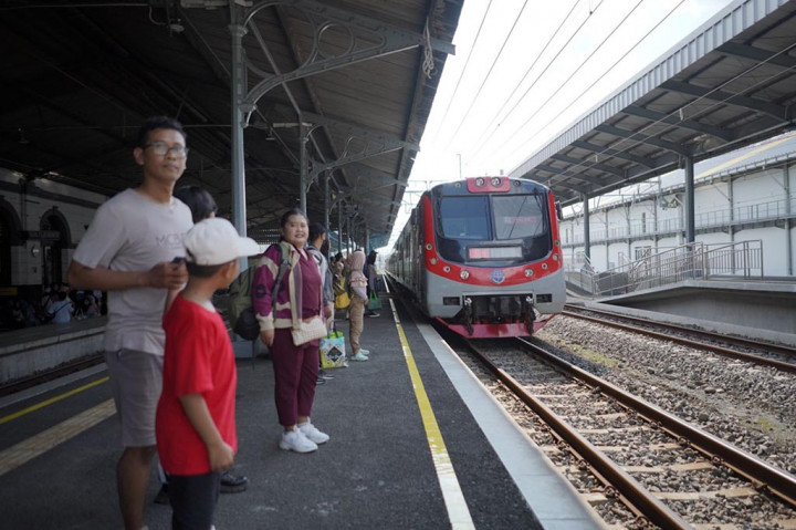 Pengguna Commuter Line Wilayah 6 Yogyakarta Tembus 576 Ribu Orang Selama Masa Angkutan Lebaran 2024