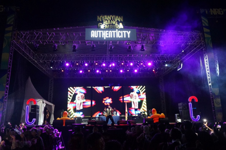 Kembali Hadir, Authenticity Sukses Ramaikan Panggung Nyanyian Gembira di Palembang