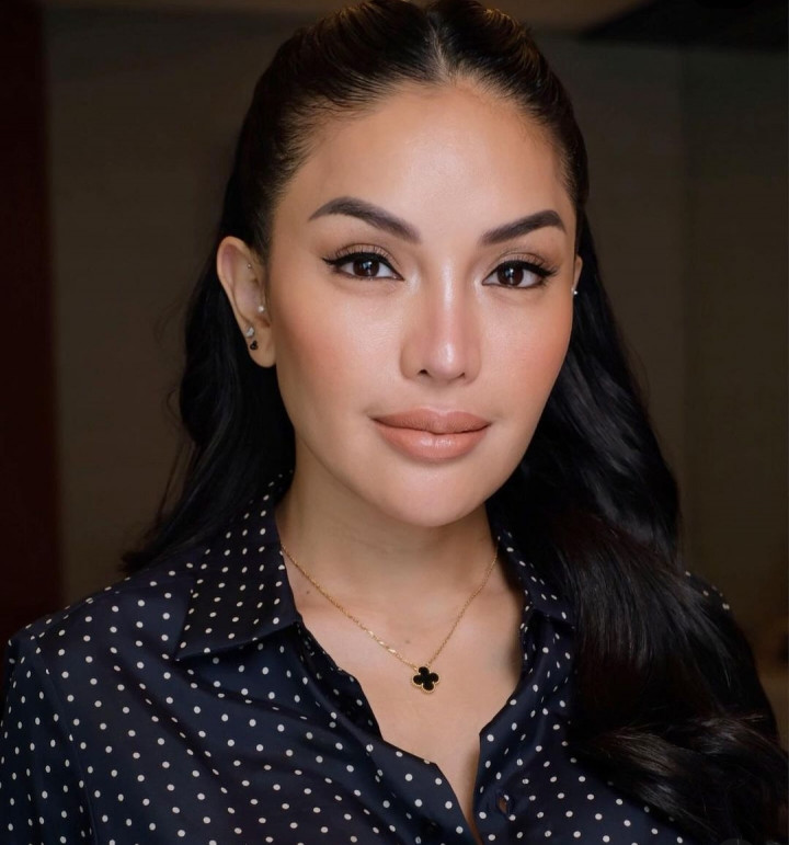 Nikita Mirzani Beberkan Perilaku Para Ajudan Prabowo