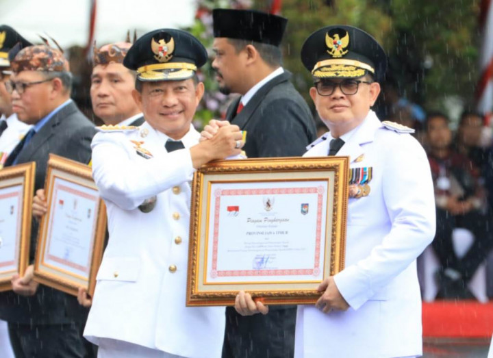 Raih Penghargaan dari Mendagri, Pj. Gubernur: Transformasi Digital dalam Reformasi Birokrasi jadi Kunci Keberhasilan Jatim