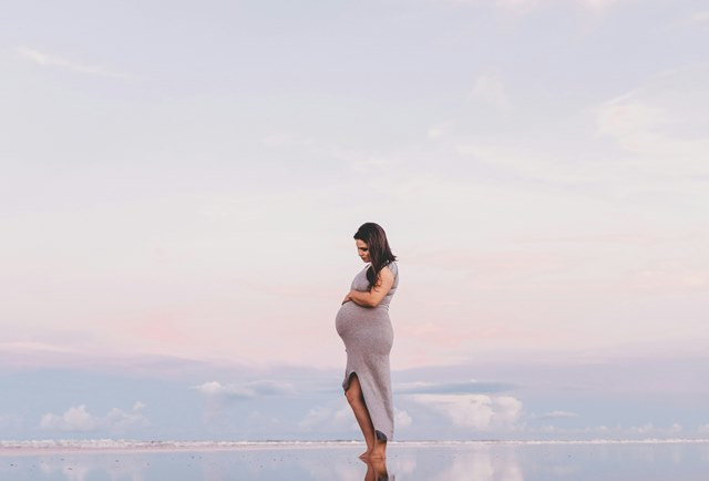 Ada empat risiko yang dapat terjadi ketika bumil mengalami kekurangan berat badan selama kehamilan. (Foto: Ilustrasi/Dok. Unsplash.com)