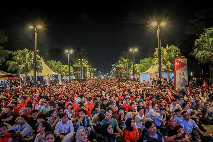 Ribuan Masyarakat Padati GBK, Nobar Indonesia vs Uzbekistan