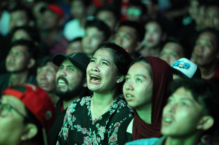 Ekspresi Penonton Saat Indonesia Ditaklukkan Uzbekistan