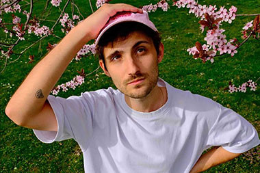 Chris James Bahas Kesehatan Mental di Lagu Terbaru, Usai Bawa BTS ke #1 Billboard Hot 100