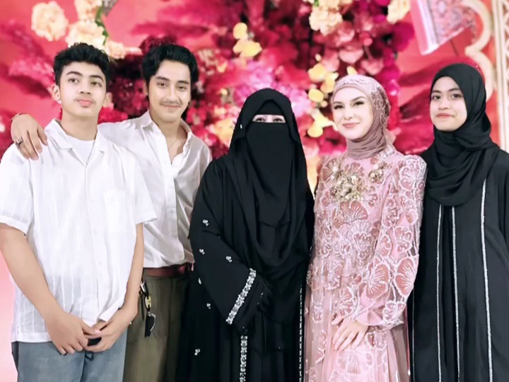 Warganet Ramai Jodohkan Irish Bella dengan Abidzar, Umi Pipik Buka Suara