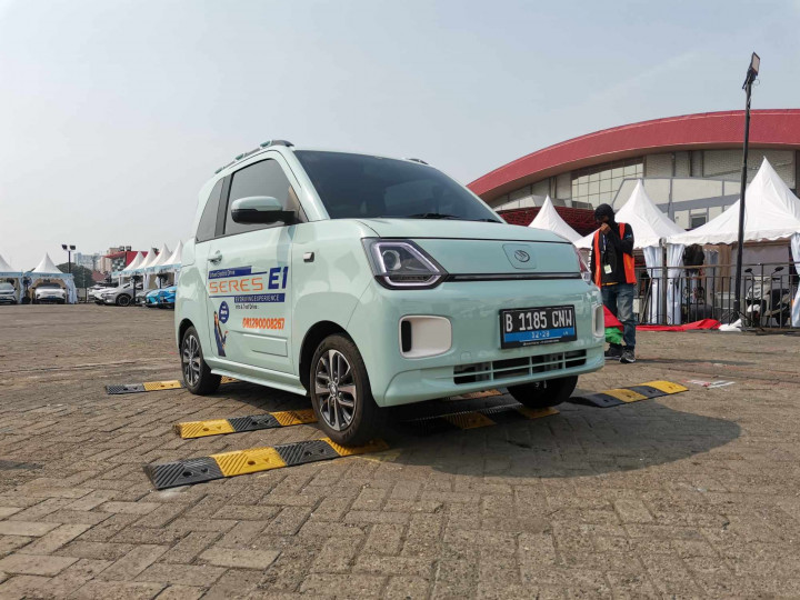 Kencan Singkat dengan Seres E1