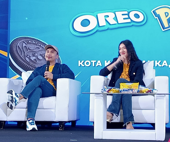 Raditya Dika dan Annisa Aziza. (Foto: Dok. Yuni)