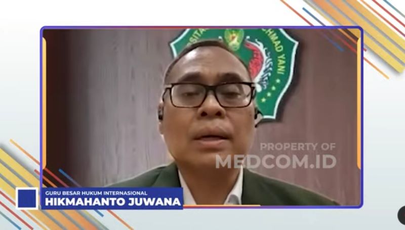 Guru Besar Ilmu Hukum Internasional UI Hikmahanto Juwana. Foto: Youtube Medcom.id.