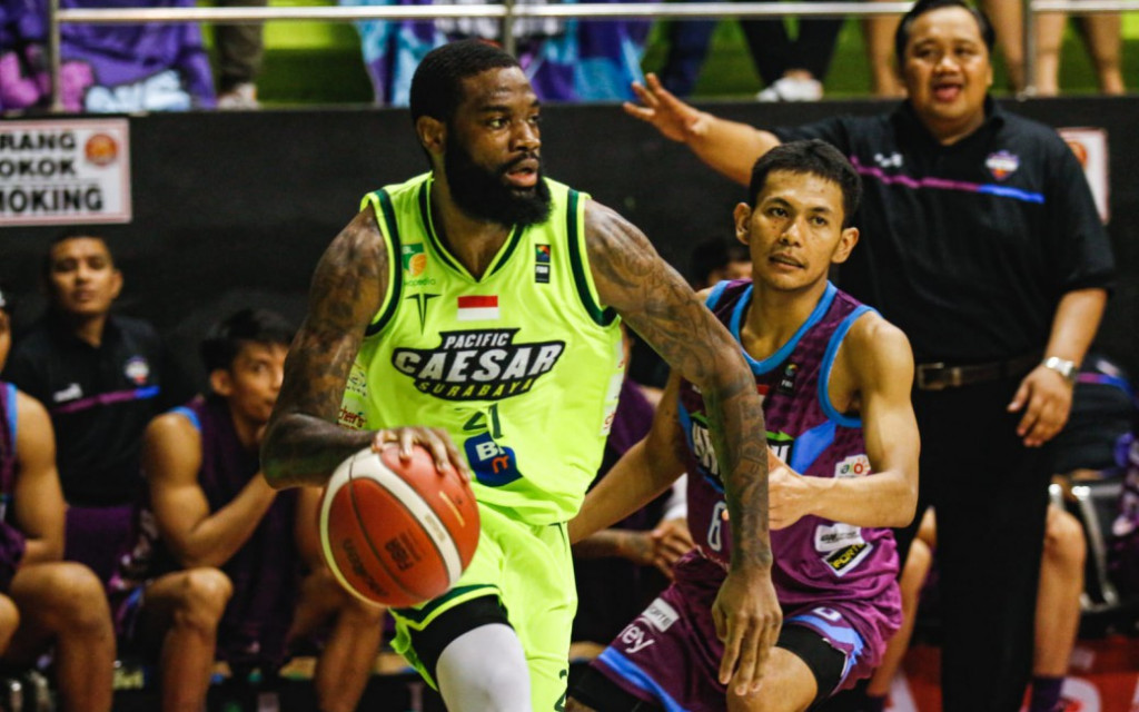 Suasana pertandingan Pacific Caesar vs Amartha Hangtuah (iblindonesia.com)