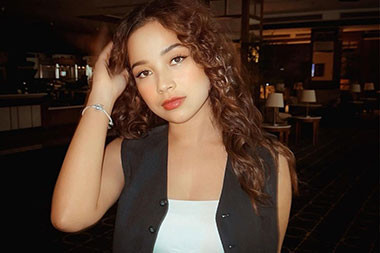 Cantiknya Putri Jarwo Kwat, Dilarang Punya Pasangan Komedian