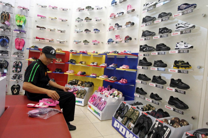 Perusahaan Rugi dan Tutup, 233 Karyawan Sepatu Bata Terkena PHK