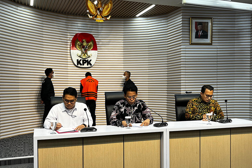 KPK Tahan Bupati Sidoarjo Ahmad Muhdlor Ali