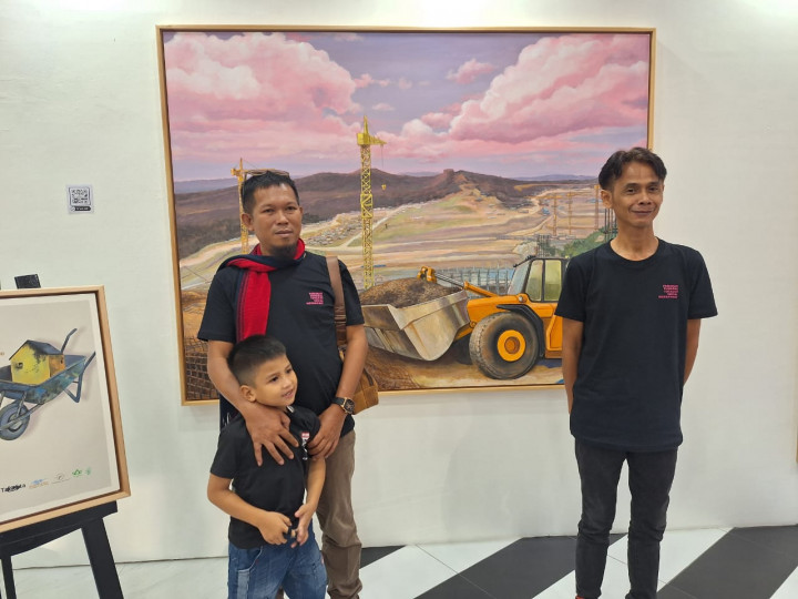 Kompleksitas Pembangunan dan Alam di Pameran Tunggal Totarist Sosial Merbawani