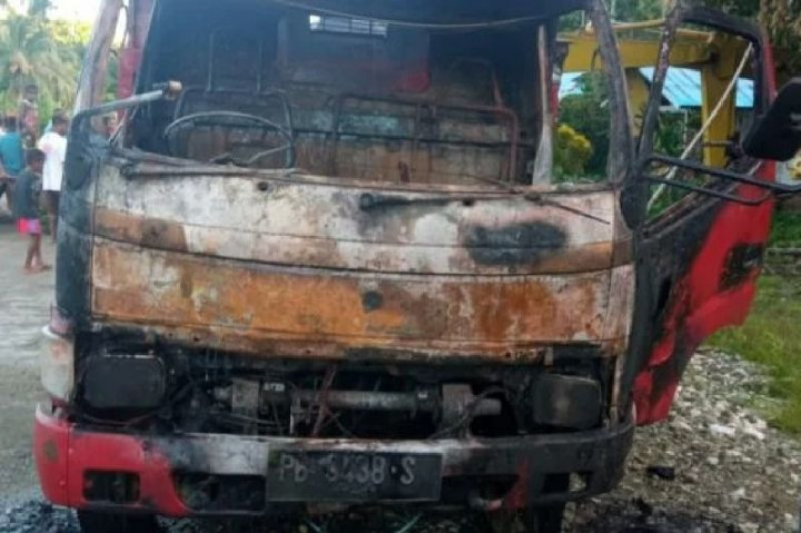 4 Unit Alat Berat di Serui Papua Dibakar OTK, Polisi Lakukan Penyelidikan