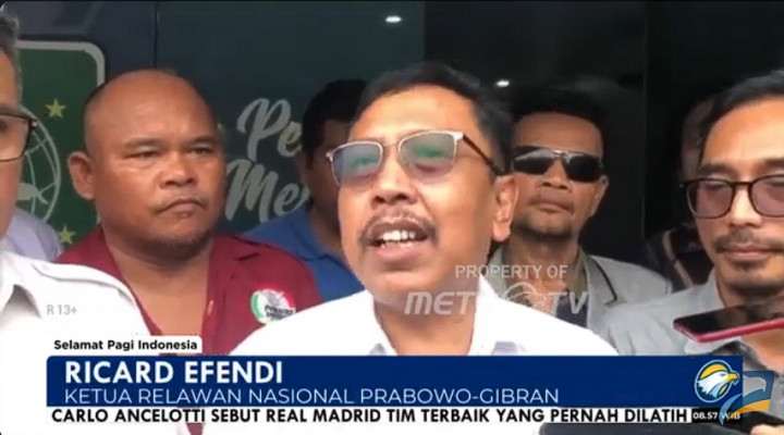 Relawan Prabowo-Gibran Serahkan Formulir Pendaftar Pilwalkot Bekasi kepada Kaesang