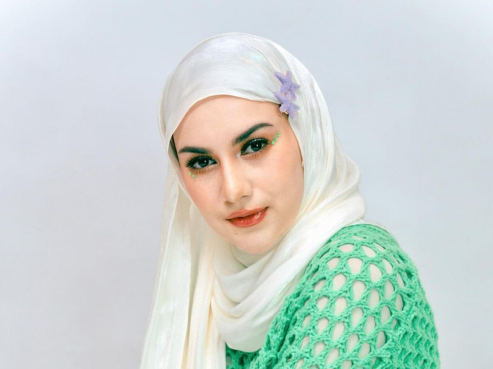 Dijodohkan dengan Abidzar Al-Ghifari, Irish Bella: Senyumin Aja