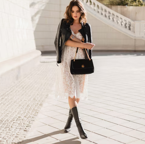 5 Jenis Sepatu yang Bisa di Mix and Match dengan Sundress di Musim Panas