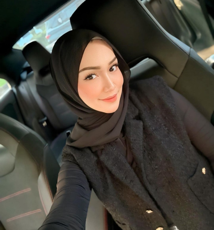 Dua Tahun Menjanda, Melody Prima Dinikahi Mantan Suami Dita Fakhrana