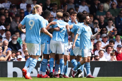 Gebuk Fulham, City Naik ke Puncak Klasemen