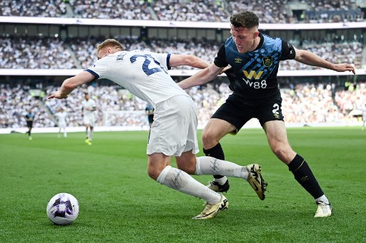 Hasil Liga Inggris Semalam: Burnley Terdegradasi, Chelsea Jaga Asa Tampil di Kompetisi Eropa