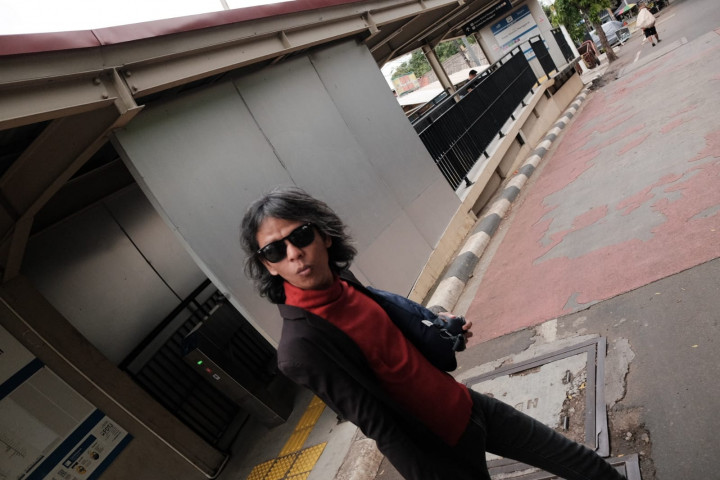 Ervin Kumbang Melintasi Waktu di Lagu Terbaru