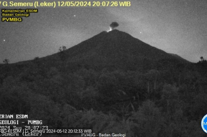 Hari Ini, Semeru Tercatat Erupsi 4 Kali