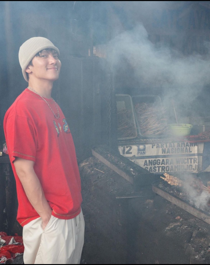 Ji Chang Wook Kunjungi Warung Sate di Jakarta, Anak Pemilik: Artis Pembawa Berkah