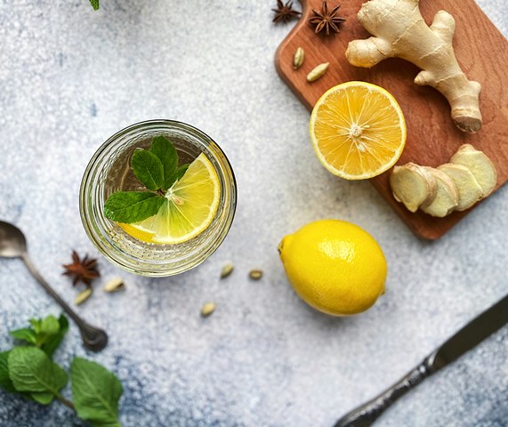 Bukan Hanya Menghangatkan, Rasakan Pula 5 Khasiat Air Jahe untuk Kesehatan