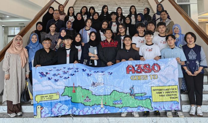 Tak Melulu Belajar, Ini Cara Unik Orang Tua Dukung Anaknya Masuk PTN