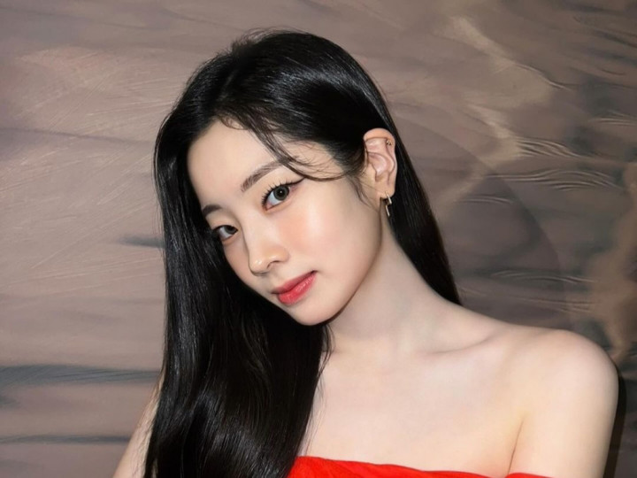 Dahyun TWICE Disebut akan Bintangi Film Adaptasi <i>You are the Apple of My Eye</i>