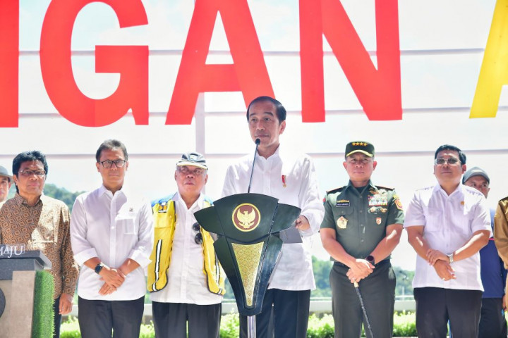 Presiden Jokowi Resmikan Bendungan Ameroro untuk Cegah Krisis Air dan Reduksi Banjir