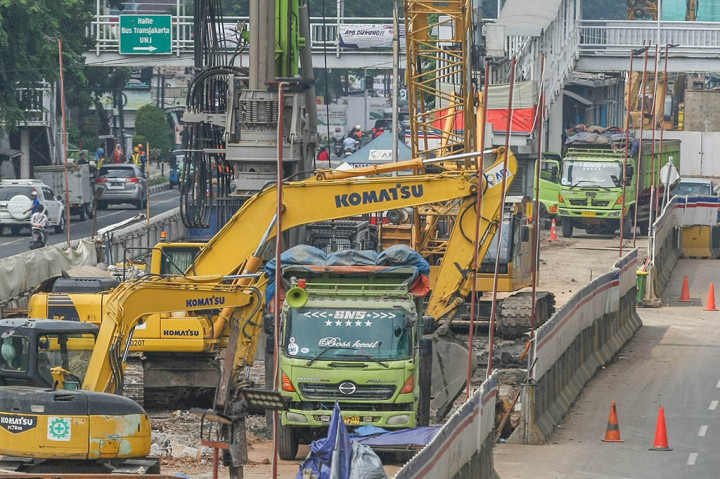 Pembangunan LRT Jakarta Fase 1B Capai 10,42 Persen