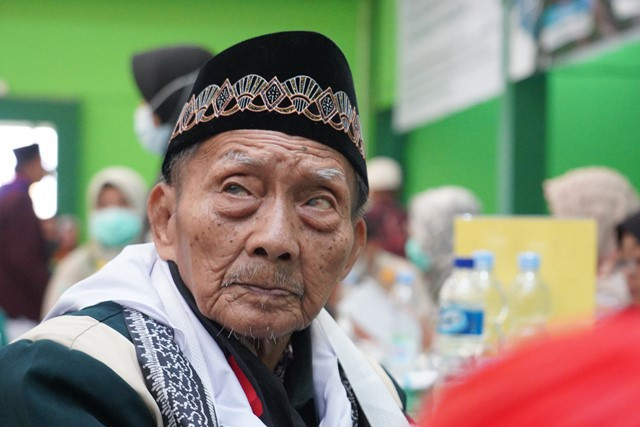 Kisah Mbah Miskan, Calon Haji Tertua 109 Tahun asal Jawa Timur