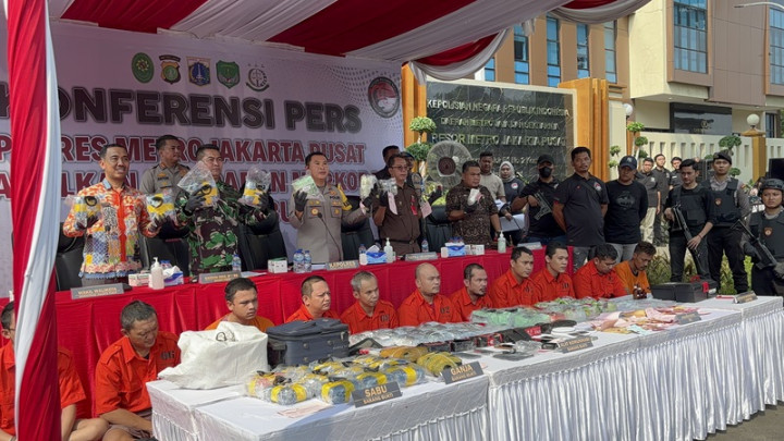 Polisi Tangkap 12 Bandar Narkoba Jaringan Sumatra