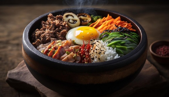 Bibimbap diyakini makanan bergizi dan seimbang yang kaya akan vitamin, mineral, dan antioksidan. Ilustrasi-Freepik