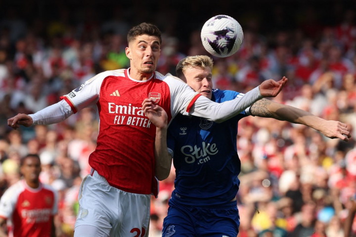 Arsenal Gagal Juarai Liga Inggris Meski Kalahkan Everton 2-1