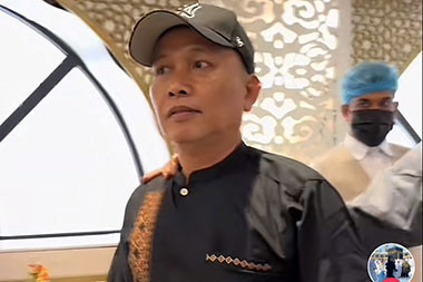 Ayah Ayu Ting Ting Labrak Orang Malaysia yang Hina Indonesia