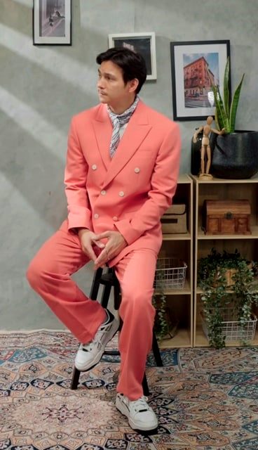 Intip lima ide fashion Marcell Darwin. Dijamin, no ribet-ribet club deh! (Foto: Dok. Istimewa)