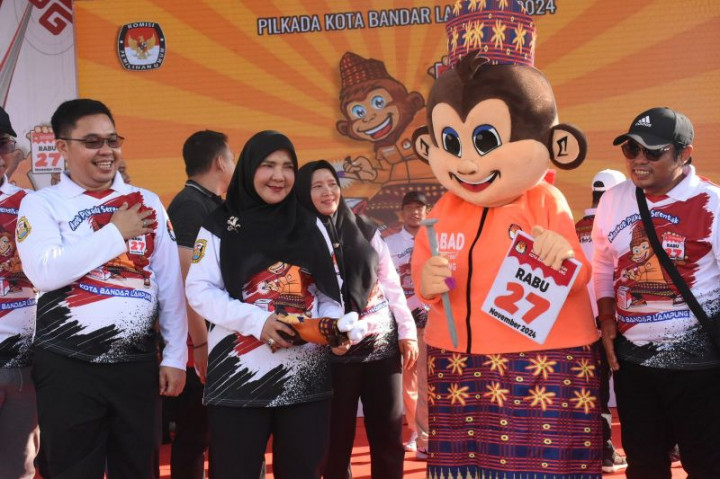 KPU Bandar Lampung Tarik Maskot Kera Berbaju Adat untuk Pilkada 2024