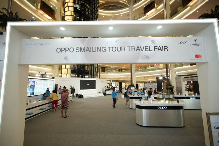 Oppo Gelar Smailing Tour Travel Fair