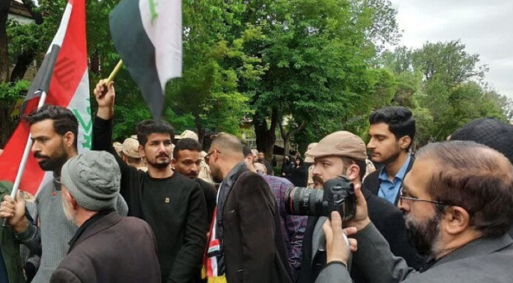 Prosesi Pemakaman Ebrahim Raisi, Warga Iran Penuhi Kota Tabriz