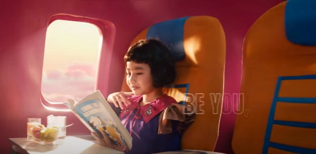 Berfokus pada #BeYouBeConfident, TVC ini menekankan pengakuan diri dapat meningkatkan rasa percaya diri pada anak muda. (Foto: Dok. Istimewa)