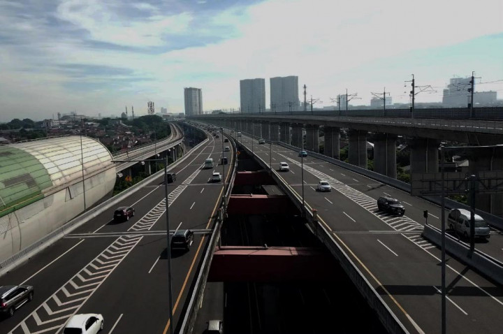 Ingat, Jalan Tol MBZ Bukan untuk Kendaraan Angkutan Barang