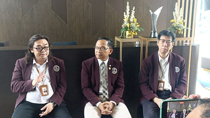 Universitas Ciputra Beri Beasiswa untuk Mahasiswa Kedokteran dari Indonesia Timur